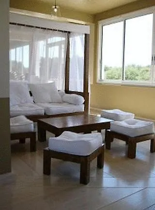 Hotel De La Petite