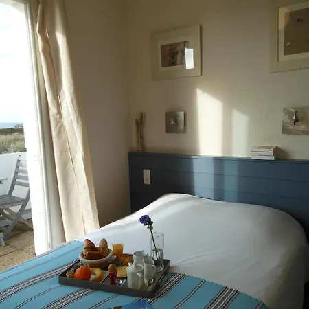 De La Petite Hotel